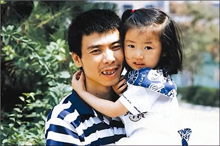 开奖澳门开奖结果+开奖记录表和冯小刚养女高中毕业与冯小刚收养的女儿